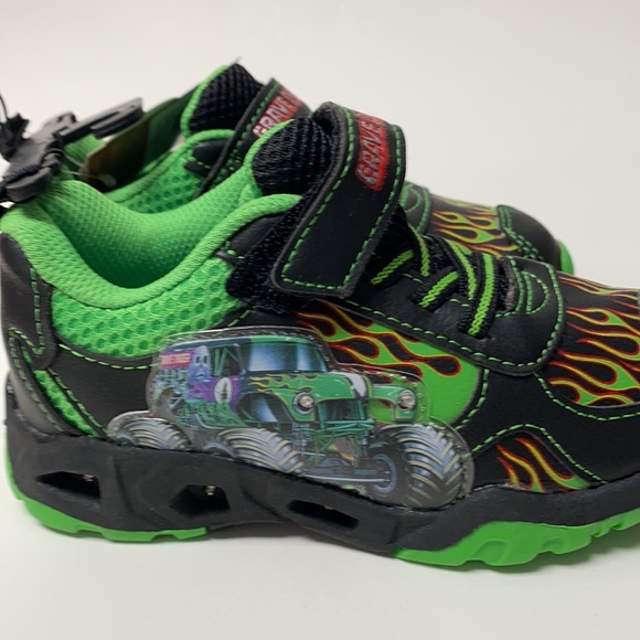 Monster jam grave digger light up sneakers new - Picture 4 of 5